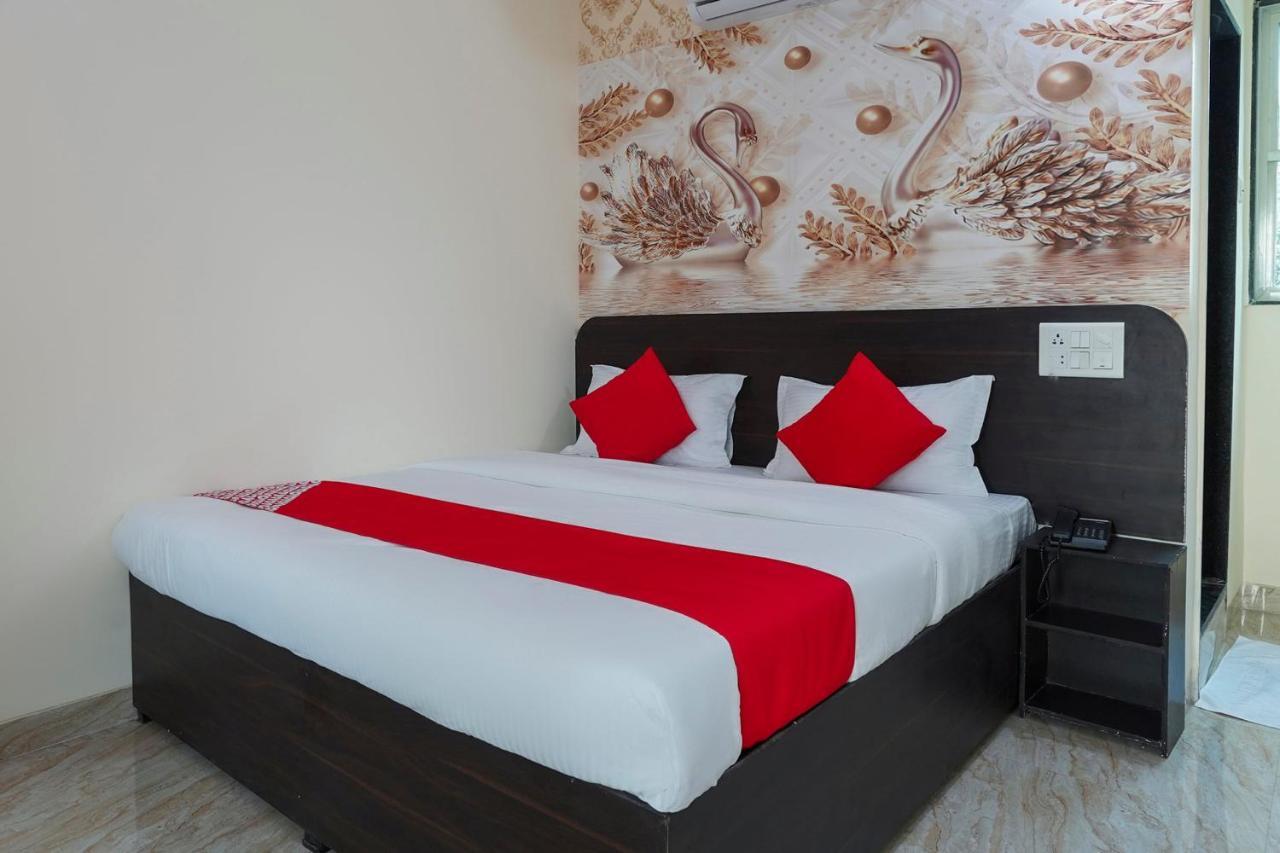 Oyo Flagship 68474 Hotel Viraj Pune Ngoại thất bức ảnh