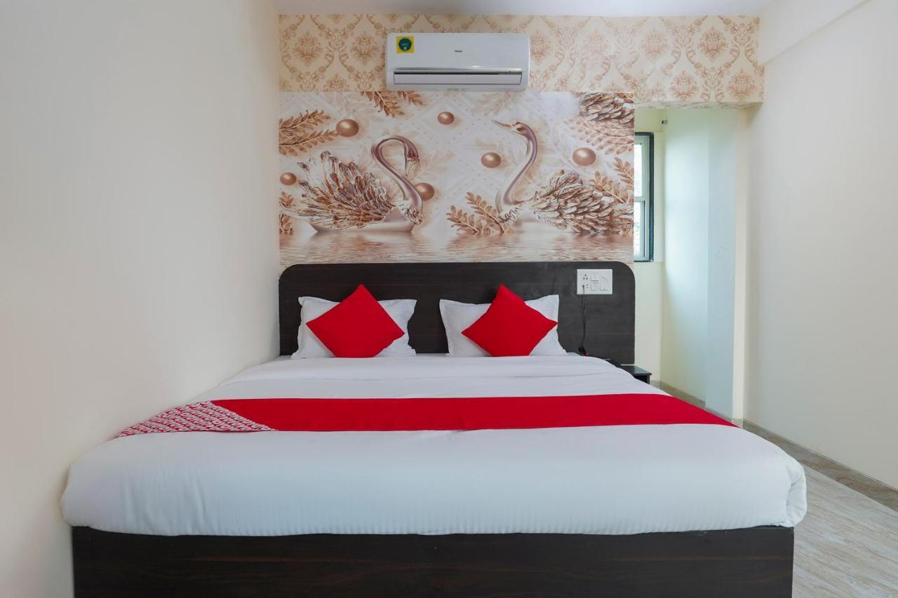 Oyo Flagship 68474 Hotel Viraj Pune Ngoại thất bức ảnh