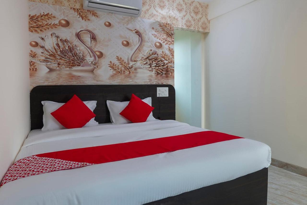 Oyo Flagship 68474 Hotel Viraj Pune Ngoại thất bức ảnh