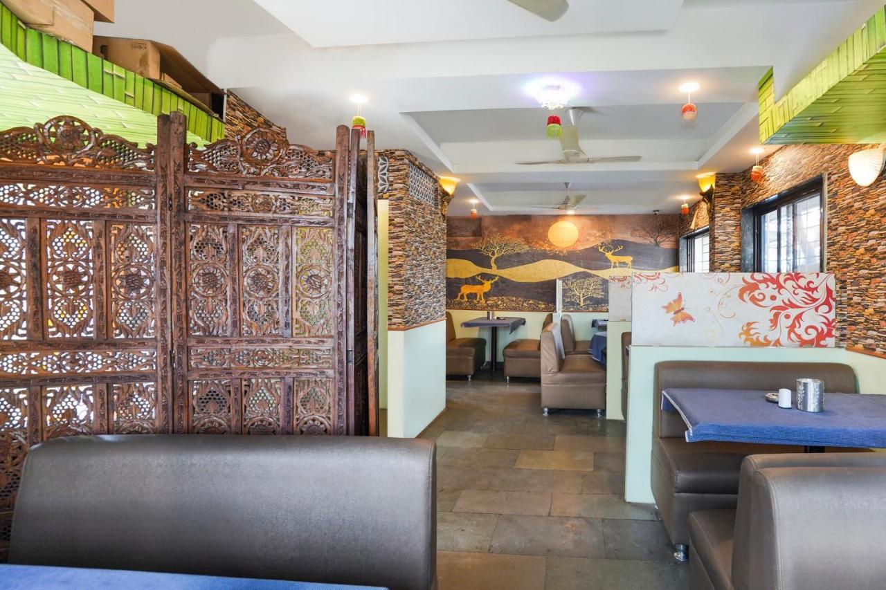 Oyo Flagship 68474 Hotel Viraj Pune Ngoại thất bức ảnh